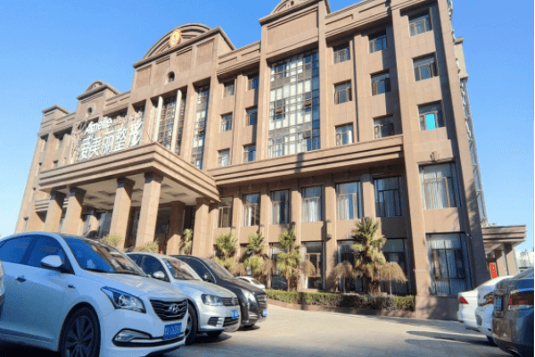 郑州爱美丽嘉玺整形医院正规吗？看医院资质和医生实力便知晓