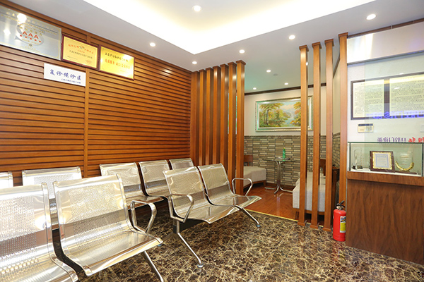 夕阳红口腔医院收费价目表