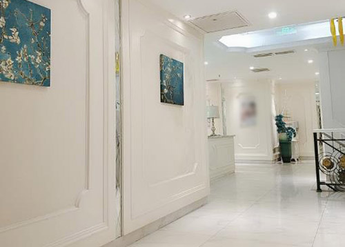 北京欧扬医疗美容门诊部走廊
