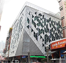 深圳非凡医疗美容医院医生怎么样?老牌整形眼鼻胸技术不错附价格表