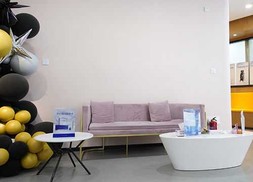 哈尔滨双燕医疗美容医院候诊区