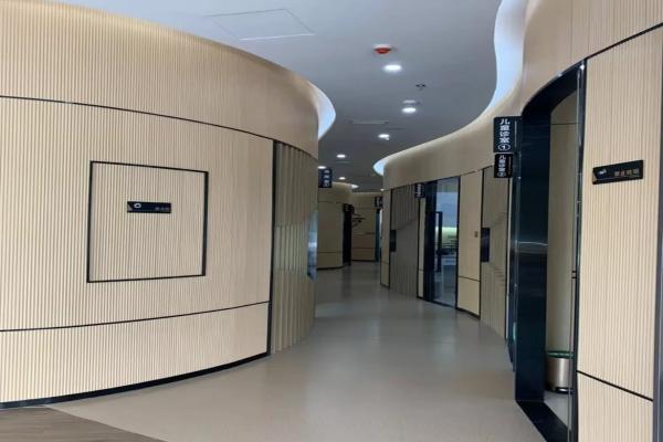 植之道口腔医院走廊