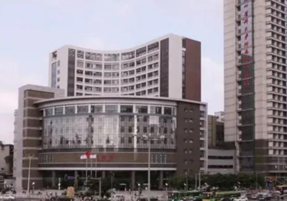 微信截图_20220417182553.jpg 问:广州磨骨哪里好?公立私立医院排行前十盘点!哪方占上风呢?