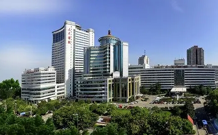 武汉大学人民医院.jpg 武汉大学人民医院.jpg