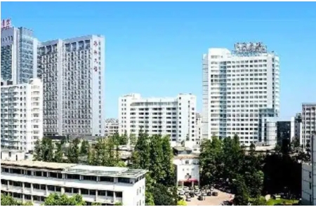 华中科技大学同济医学院.jpg 华中科技大学同济医学院.jpg