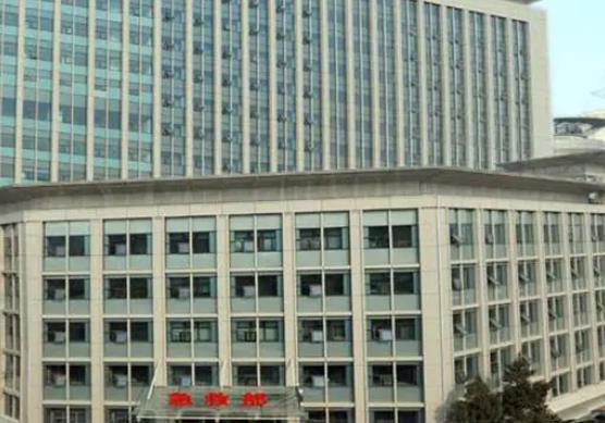 微信截图_20220422170645.jpg 中国人民解放军324医院整形价格表查看!聂解初骨干医生实力擅长分析