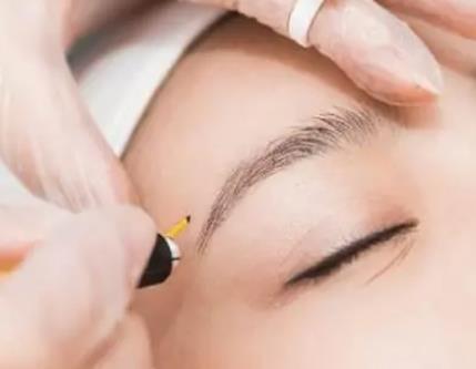 北京积水潭医院整形科疤痕修复价格表！杨锴、刘岩骨干医生实力尽览！