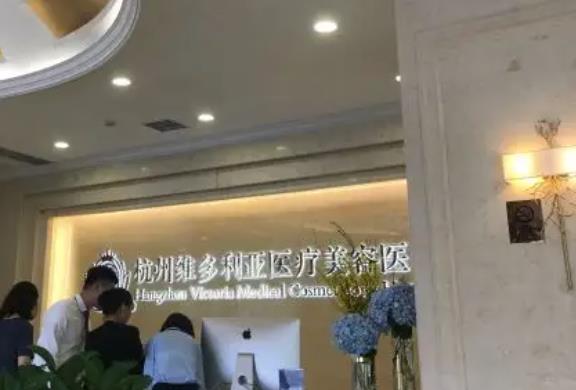国内口腔医院排名前十抓前五推荐！在公布你关注的2022种植牙价目表