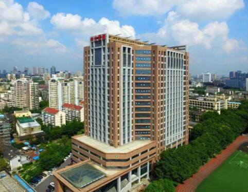 1.jpg 南京公立三甲美容整形医院排名:这几家实力靠谱不踩雷~