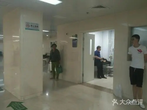 u=966070828,2508013550&fm=26&fmt=auto.webp.jpg 网友点赞!山西大学医院整形科(价目)