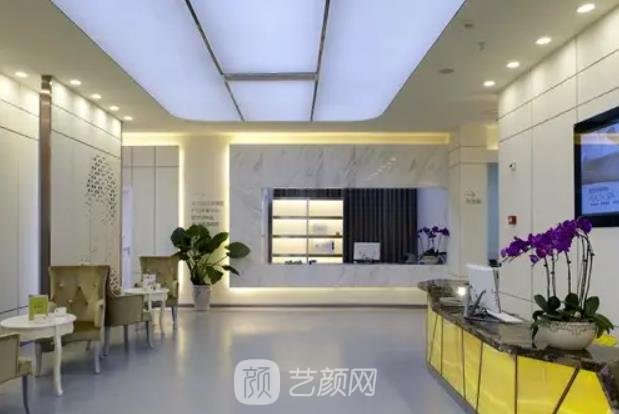 成都杨迪医生双眼皮修复做得好吗？技术怎么样？实例反馈
