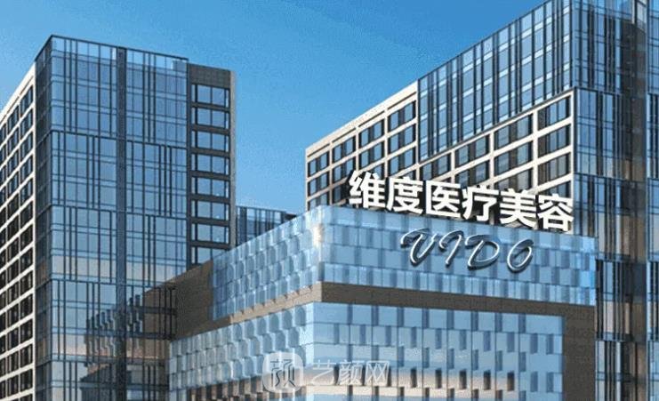 成都周维做鼻子怎么样？医生简介+假体隆鼻真人实例更新