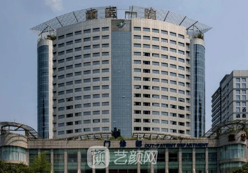 重庆假体隆胸整形医院推荐|当地实力靠谱医院信息一览