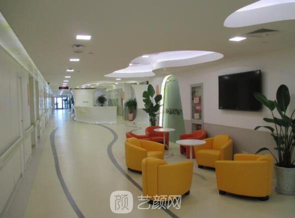 上海东方医院种植牙技术好吗？多少钱？医生介绍+价格表