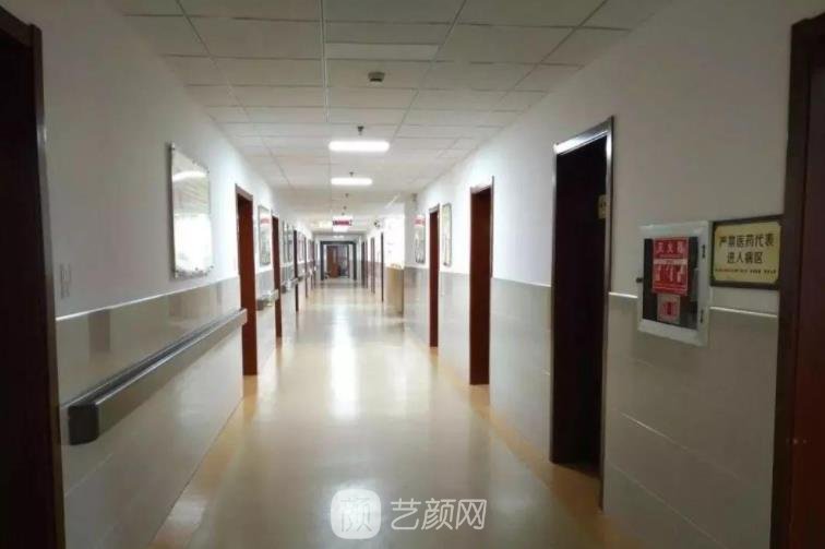 华东医院整形美容科怎么样？科室详细介绍+收费价格表