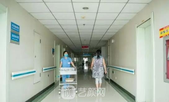 石家庄以岭医院整容怎么样？正规吗？医生介绍+收费价格表