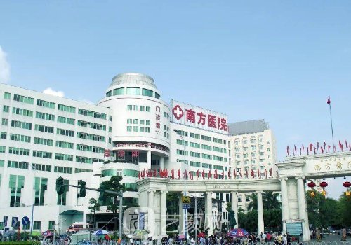 广州南方医院整形科丰胸实例展示180天体验细节一览