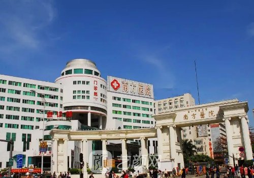 广州南方医院姜平医生隆胸实例公开|成果自然无痕
